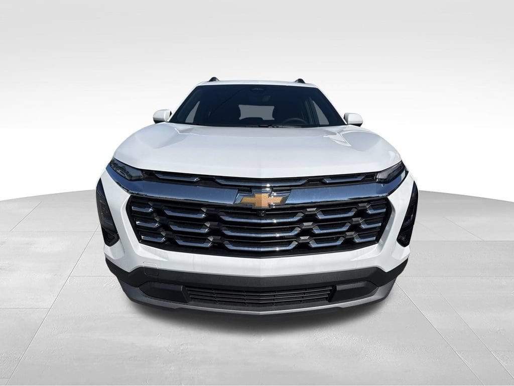 2027 Chevrolet Equinox LT - Photo 3