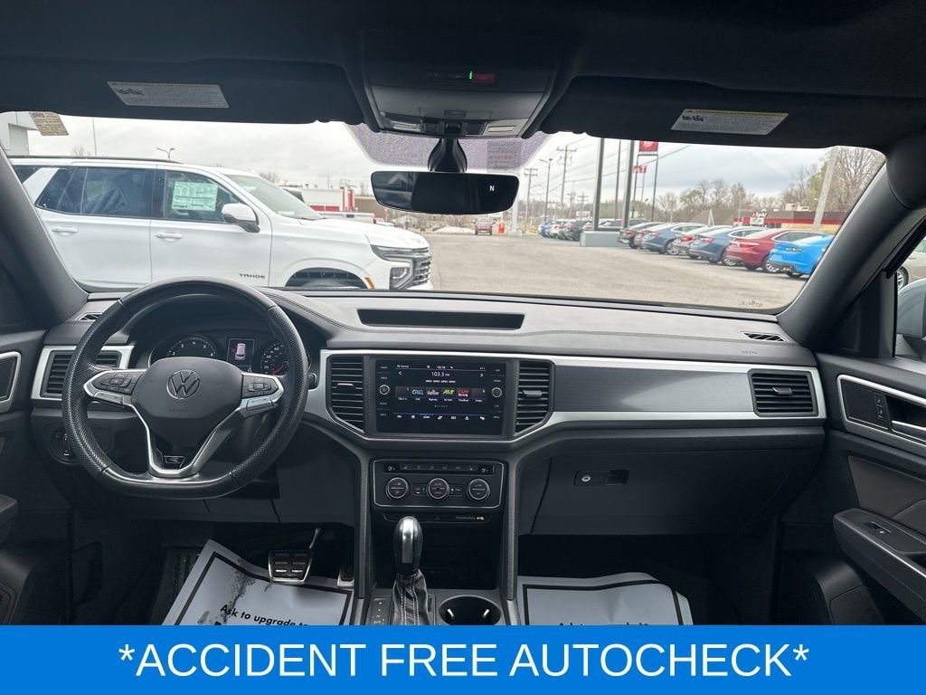 Used 2021 Volkswagen Atlas Cross Sport 3.6L V6 SE w/Technology R-Line