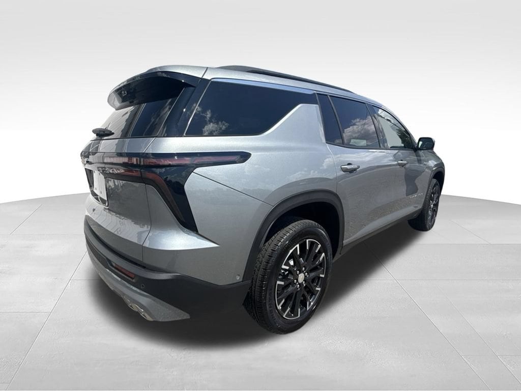 2026 Chevrolet Traverse LT - Photo 8