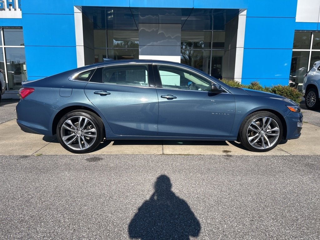 Used 2024 Chevrolet Malibu 2LT Car