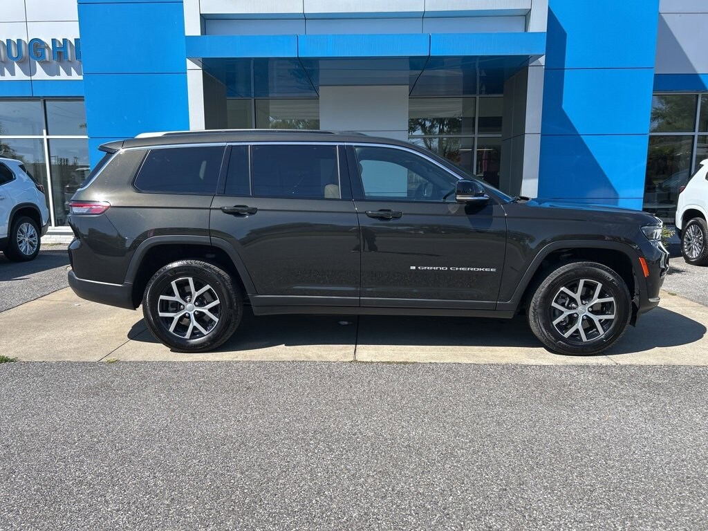 Used 2024 Jeep Grand Cherokee L Limited