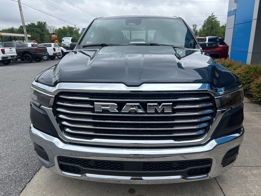 2025 Ram 1500 Laramie photo 4