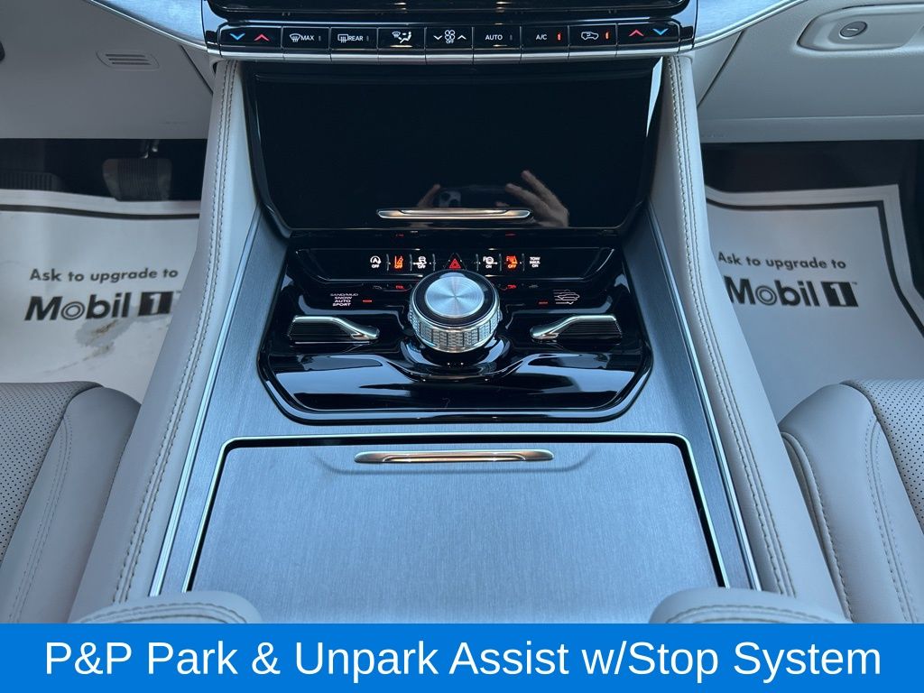 2025 Jeep Wagoneer Series II - Photo 28