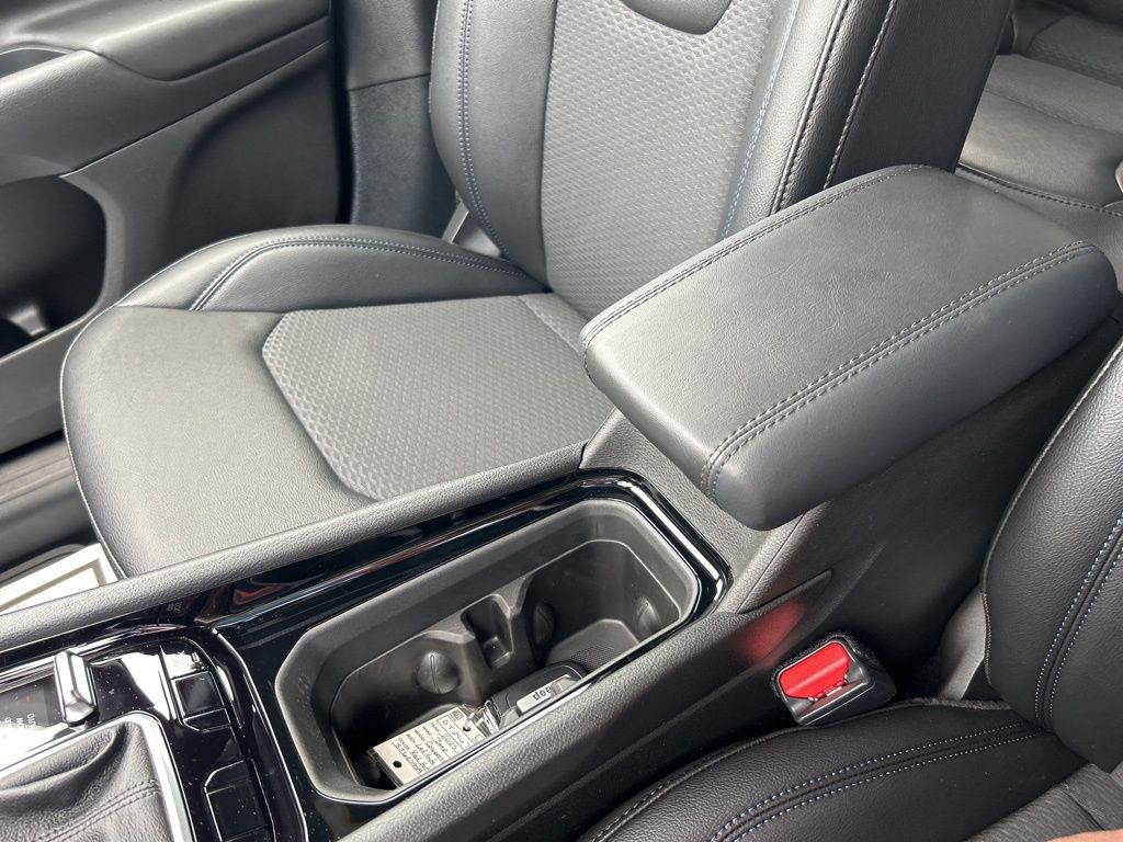 2025 Jeep Compass Latitude - Photo 35