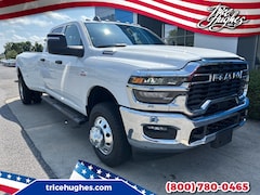 2025 Ram 3500 TRADESMAN CREW CAB 4X4 8' BOX Pickup