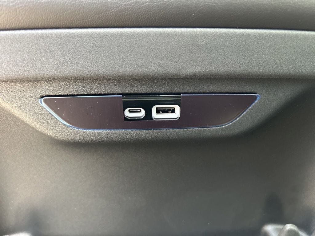 2026 Chrysler Pacifica Limited - Photo 25