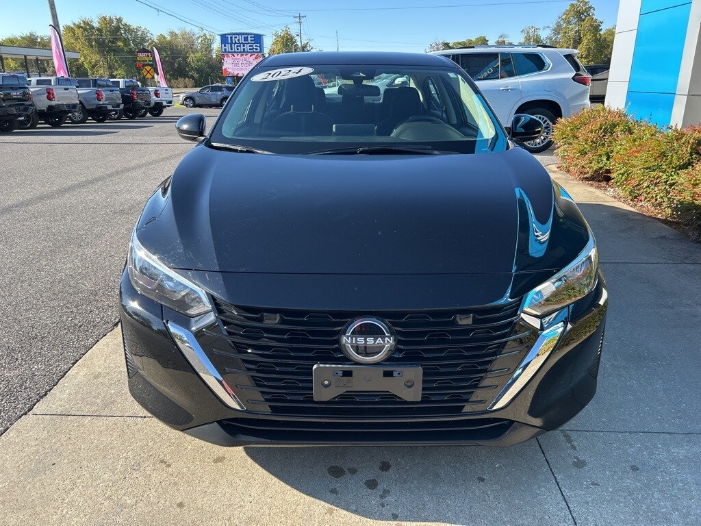 2024 Nissan Sentra SV photo 2