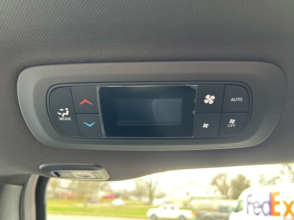 2026 Chrysler Pacifica Limited - Photo 26