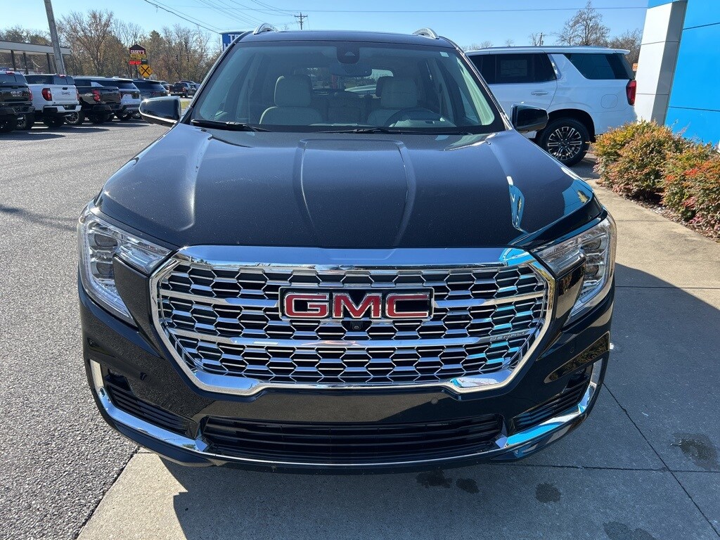 2024 Gmc Terrain Denali photo 4