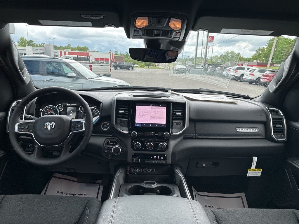 2025 Ram 1500 Big Horn photo 2
