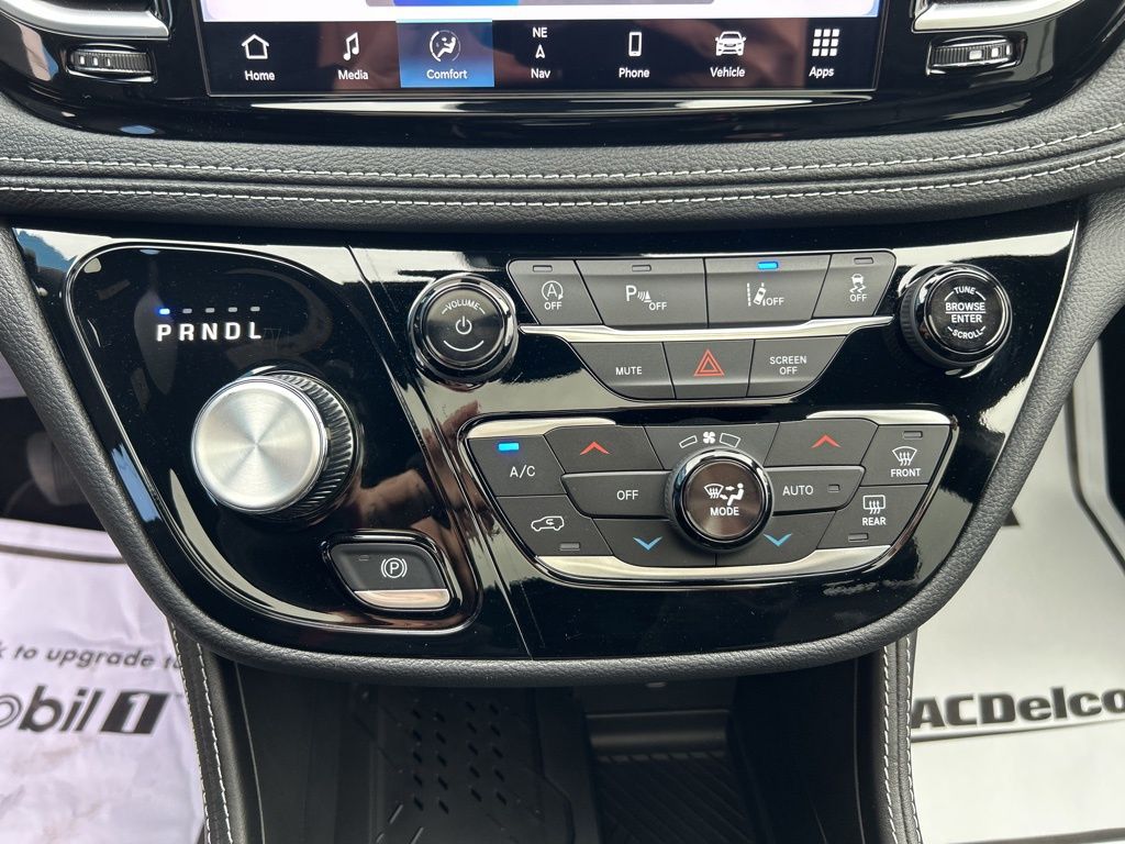 2026 Chrysler Pacifica Limited - Photo 43