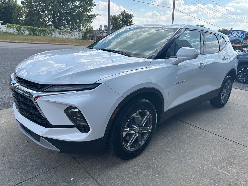 2025 Chevrolet Blazer 2LT photo 4