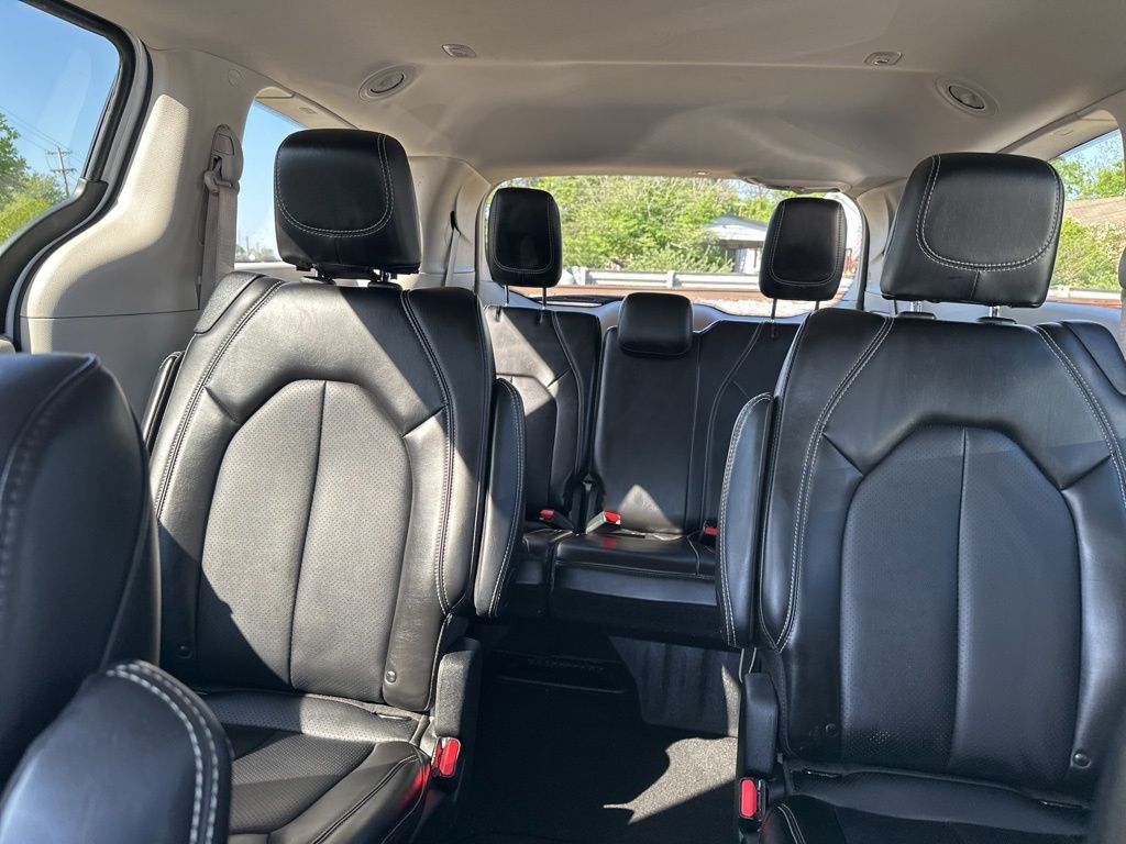 2024 Chrysler Pacifica Touring L - Photo 23