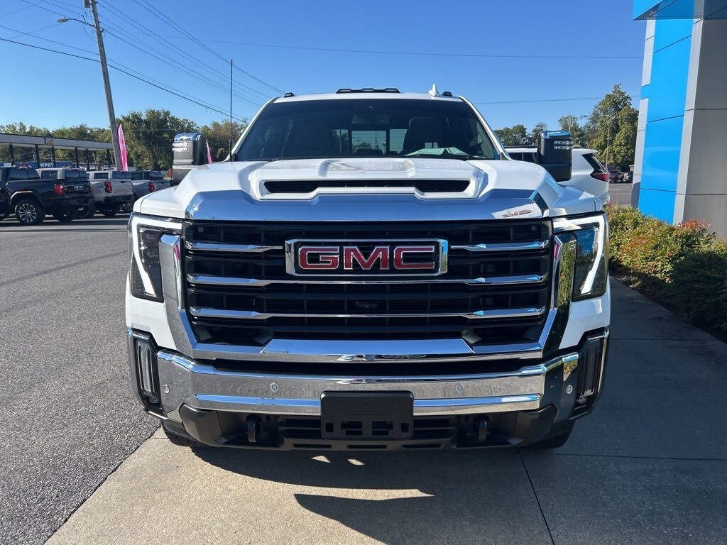 2024 Gmc Sierra HD SLT photo 3
