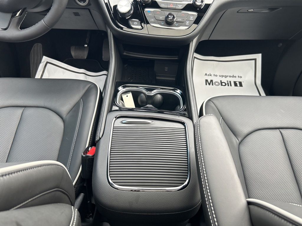 2026 Chrysler Pacifica Limited - Photo 31