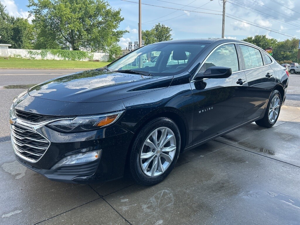 2024 Chevrolet Malibu 1LT photo 4