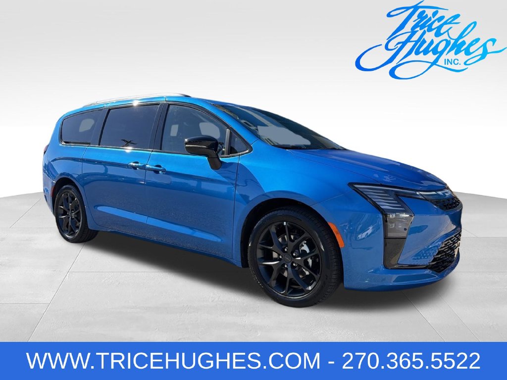 Hydro Blue Pearlcoat 2027 Chrysler Pacifica Minivan Front-Wheel Drive 9-Speed Automatic