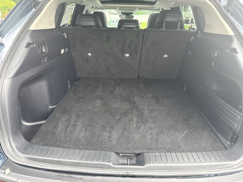 2025 Mazda CX-50 Premium - Photo 12