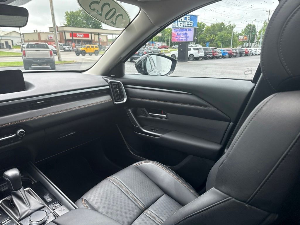 2025 Mazda CX-50 Premium - Photo 17
