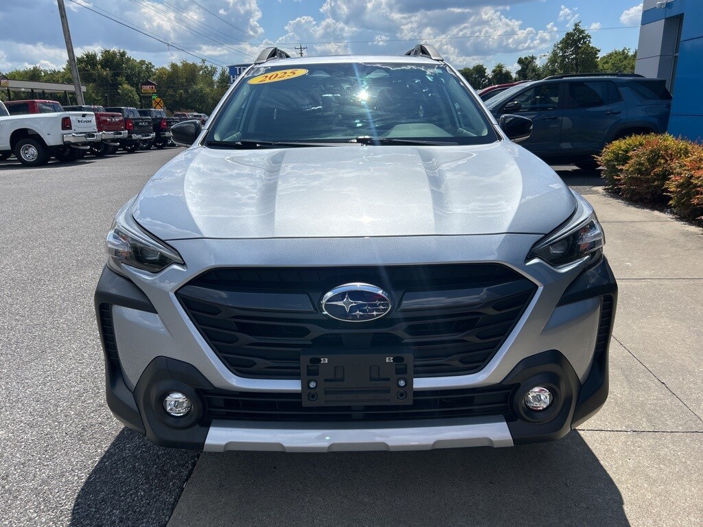 2025 Subaru Outback Limited photo 4