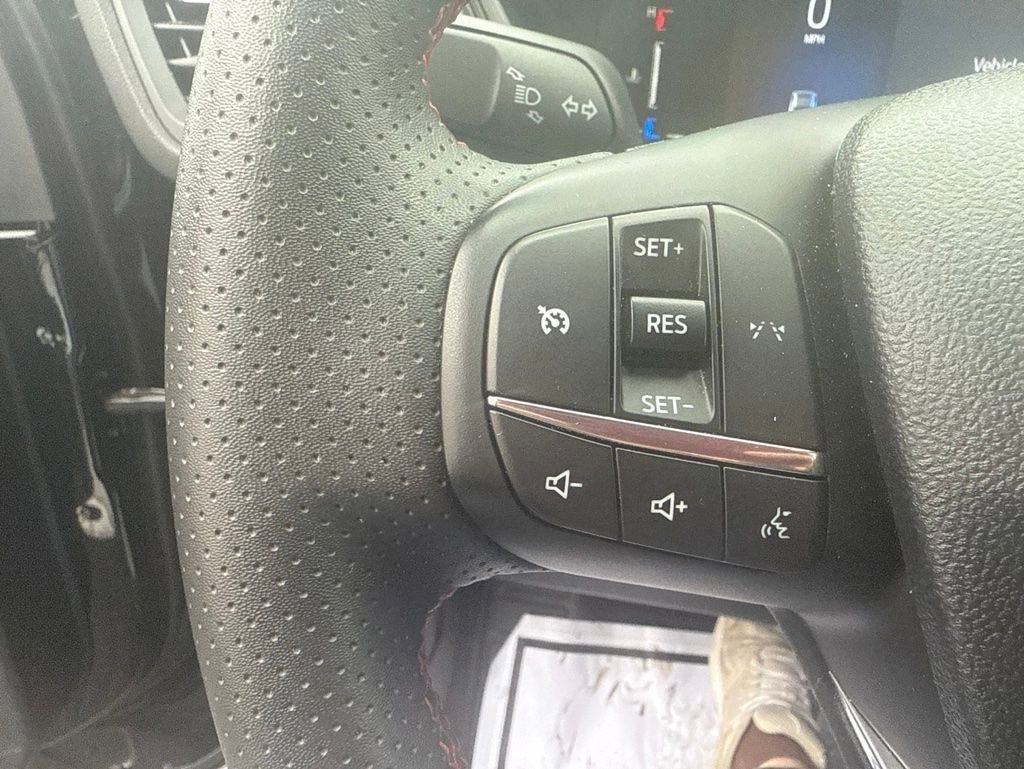 2025 Ford Escape ST-Line - Photo 24
