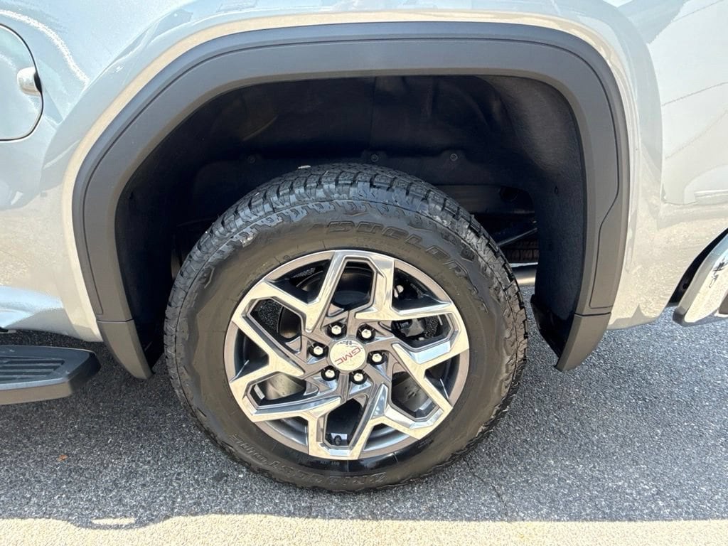 2026 GMC Sierra 1500 SLT - Photo 7