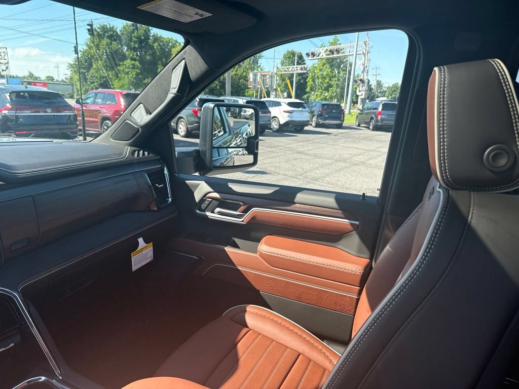 2026 GMC Sierra 2500HD Denali Ultimate - Photo 14