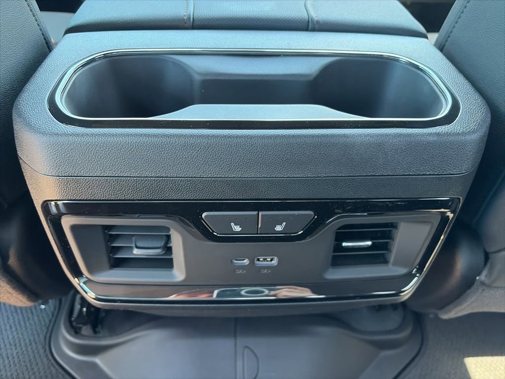 2026 GMC Sierra 1500 AT4 - Photo 12
