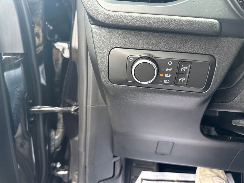 2025 Ford Escape ST-Line - Photo 14