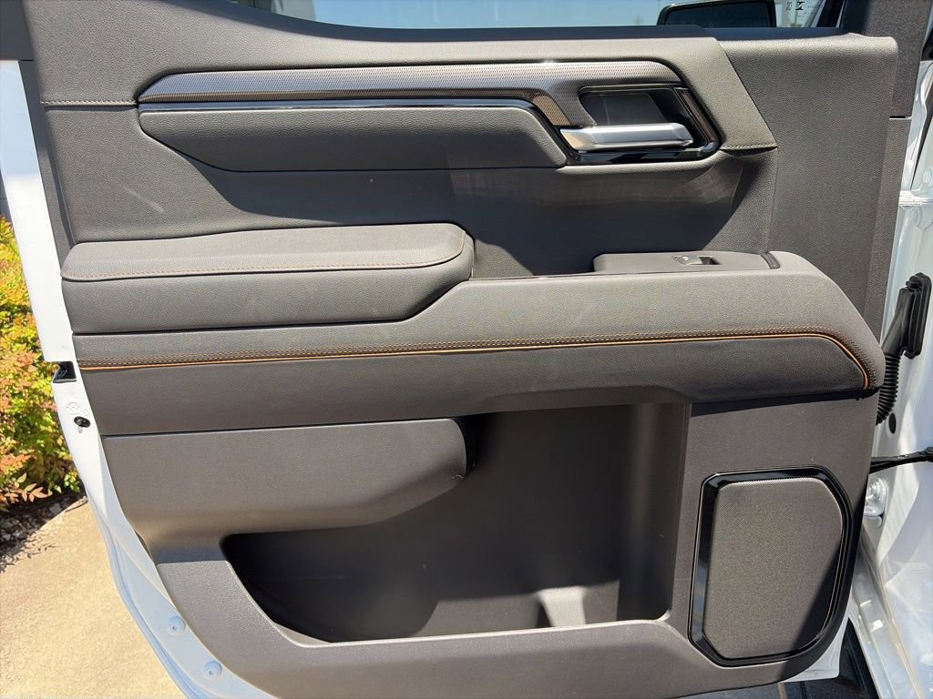 2026 GMC Sierra 1500 AT4 - Photo 10