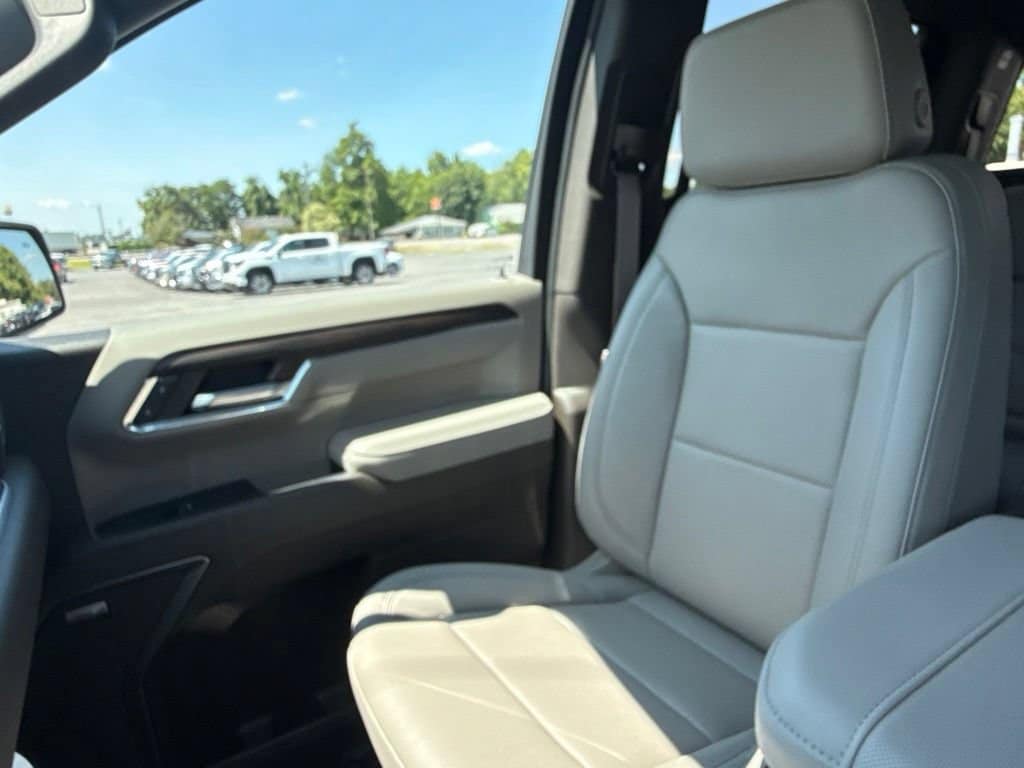 2026 GMC Sierra 1500 SLT - Photo 27