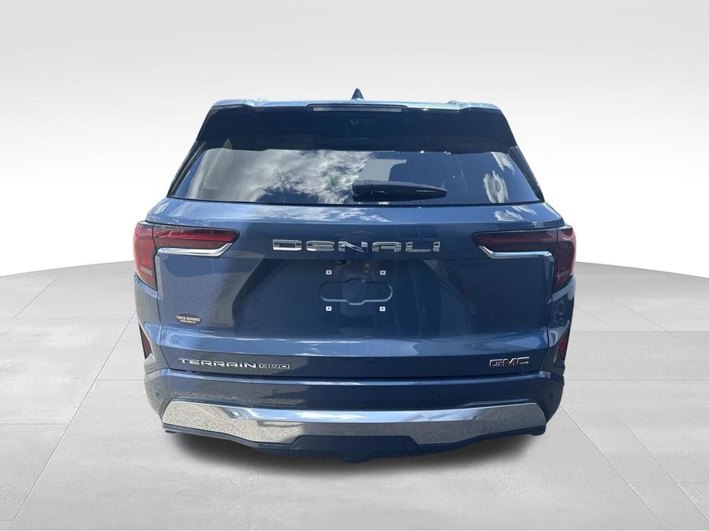 2026 GMC Terrain Denali - Photo 6