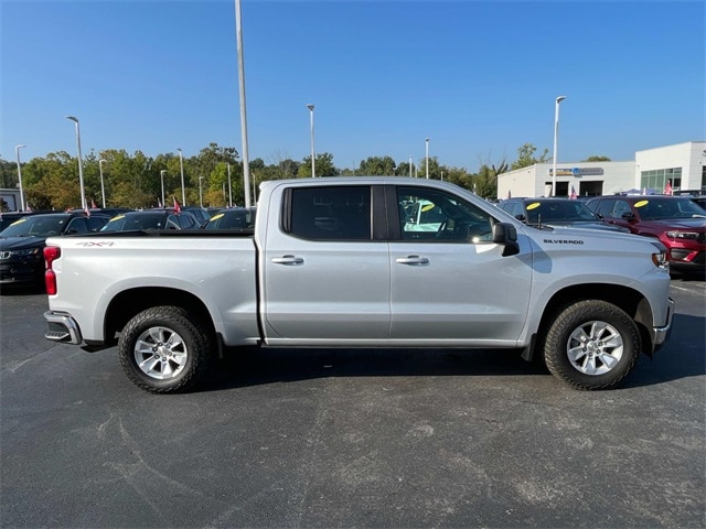 Used 2021 Chevrolet Silverado 1500 LT with VIN 1GCPYDEK3MZ118697 for sale in Kingsport, TN