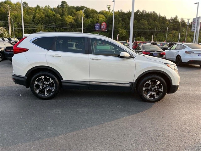 Used 2018 Honda CR-V Touring with VIN 2HKRW2H93JH673728 for sale in Kingsport, TN