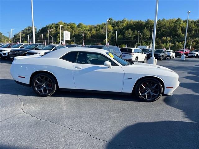 Used 2017 Dodge Challenger R/T with VIN 2C3CDZBT7HH650467 for sale in Kingsport, TN