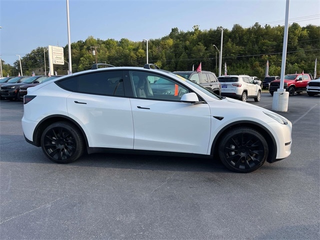 Used 2022 Tesla Model Y Long Range with VIN 7SAYGDEE8NF327901 for sale in Kingsport, TN