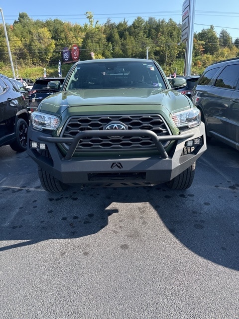 Used 2021 Toyota Tacoma TRD Off Road with VIN 3TMCZ5AN4MM371966 for sale in Kingsport, TN