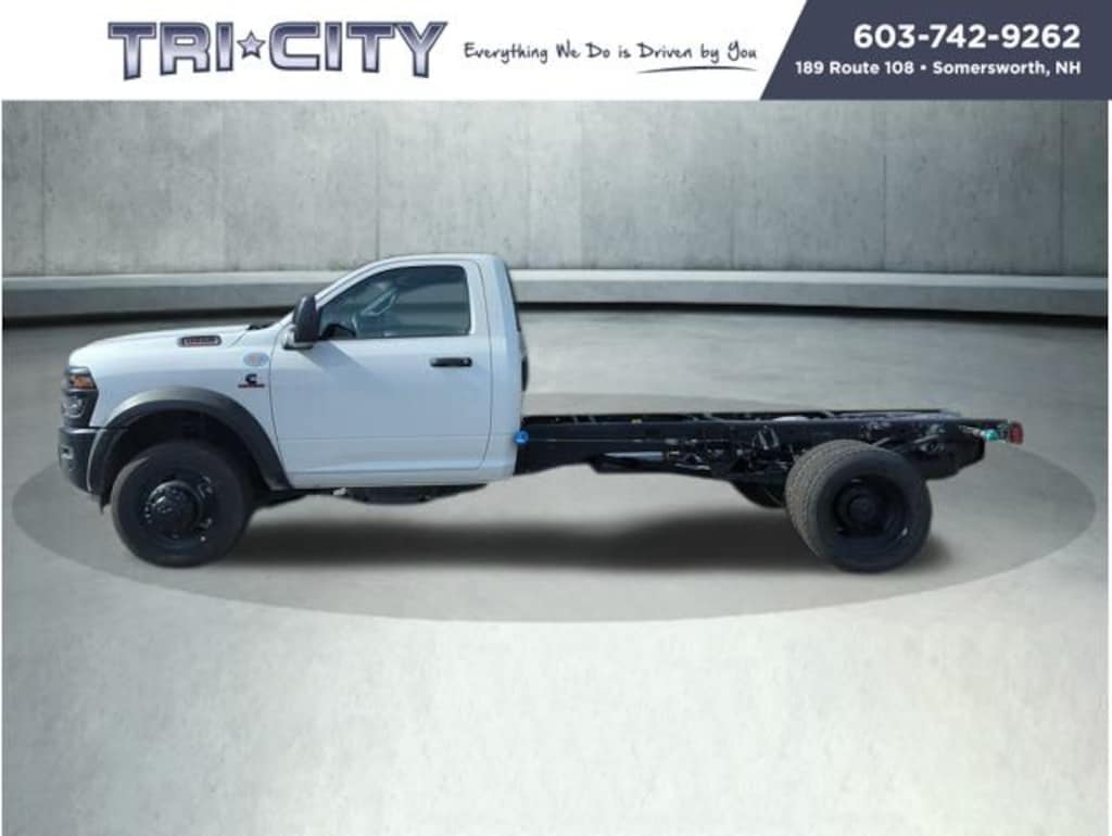 New 2025 Ram 5500 Chassis Cab 5500 TRADESMAN CHASSIS REGULAR CAB 4X4 84' CA Pickup