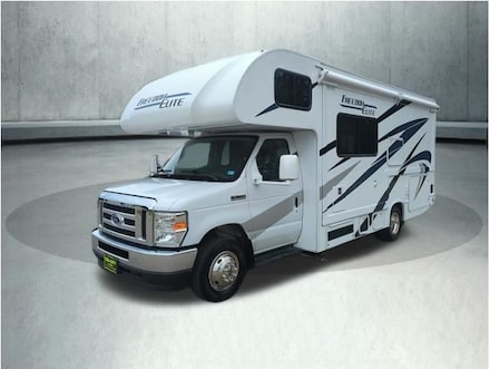 2023 Ford E-450SD Base Cab/Chassis