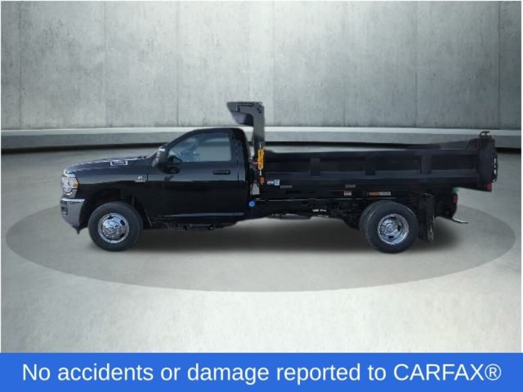 New 2024 Ram 3500 Chassis Cab 3500 TRADESMAN CHASSIS REGULAR CAB 4X4 84' CA Pickup