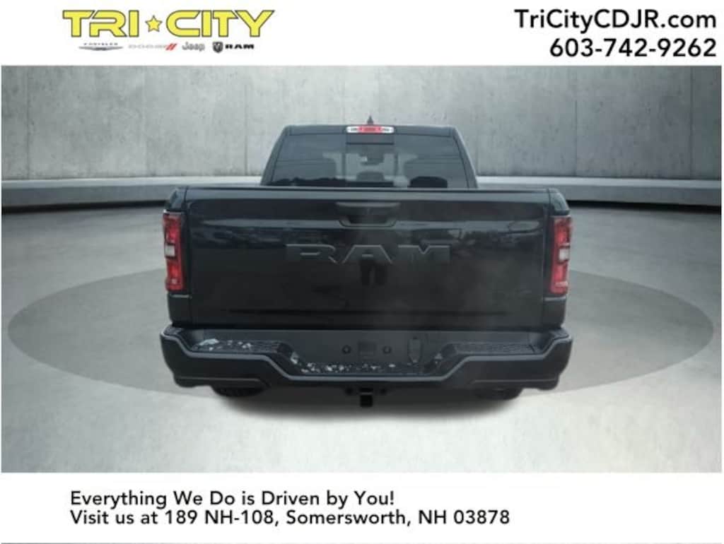 New 2026 Ram 1500 EXPRESS CREW CAB 4X4 5'7 BOX Pickup