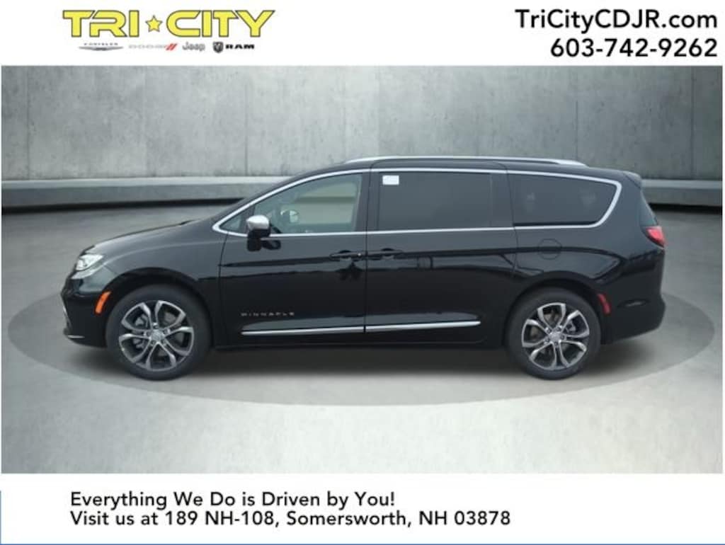 New 2026 Chrysler Pacifica PINNACLE AWD Passenger Van