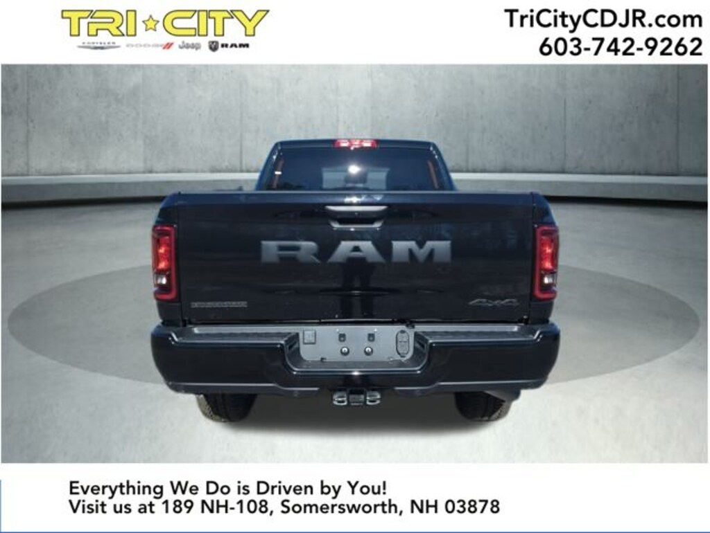 New 2026 Ram 2500 BIG HORN CREW CAB 4X4 6'4 BOX Pickup