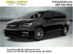 2026 Chrysler Pacifica SELECT Passenger Van