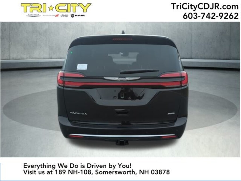 New 2026 Chrysler Pacifica PINNACLE AWD Passenger Van