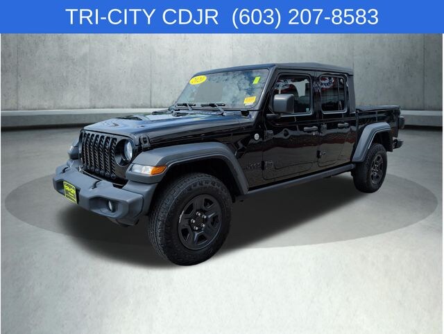 2020 Jeep Gladiator Sport Truck