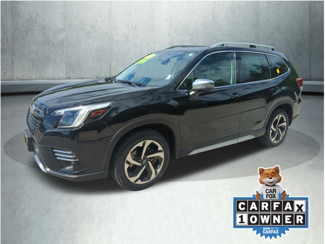 2023 Subaru Forester Touring's photo