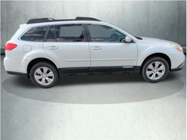 2011 Subaru Outback 2.5i Premium PZEV's photo