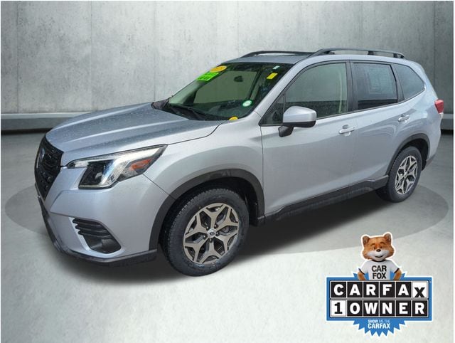 2023 Subaru Forester Premium's photo