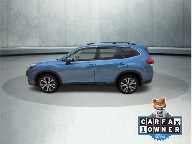 2022 Subaru Forester Limited's photo